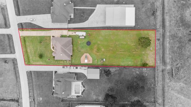 5111 Camp Creek Road, Baytown, TX 77523