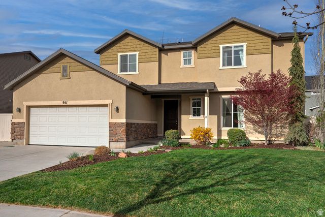 951 N AMBERLY DR, North Salt Lake, UT 84054