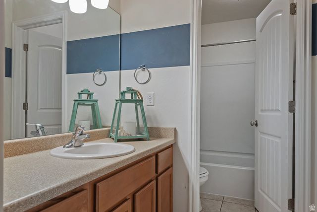 951 N AMBERLY DR, North Salt Lake, UT 84054