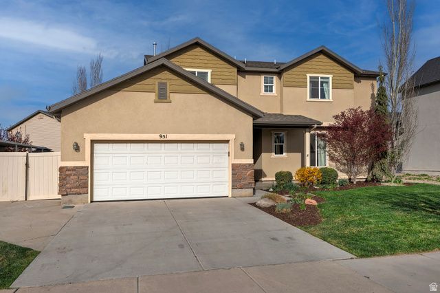 951 N AMBERLY DR, North Salt Lake, UT 84054