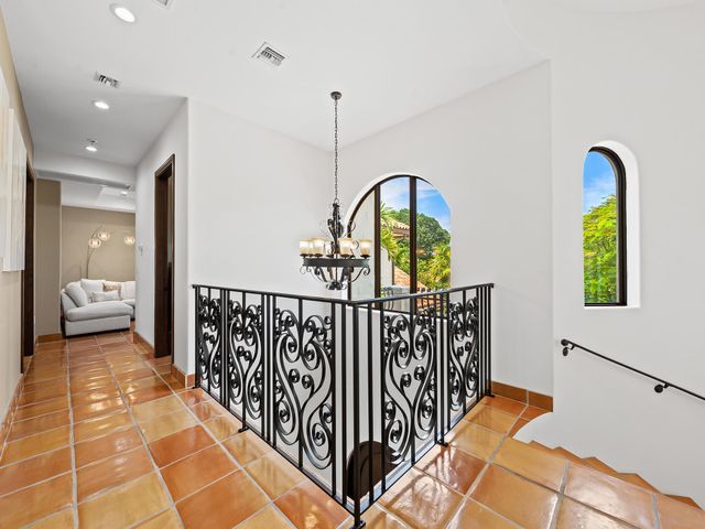 2101 MIDDLE RIVER Drive, Fort Lauderdale, FL 33305