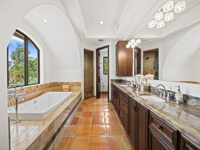2101 MIDDLE RIVER Drive, Fort Lauderdale, FL 33305