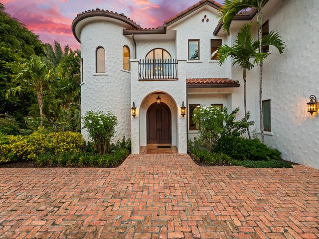 2101 MIDDLE RIVER Drive, Fort Lauderdale, FL 33305