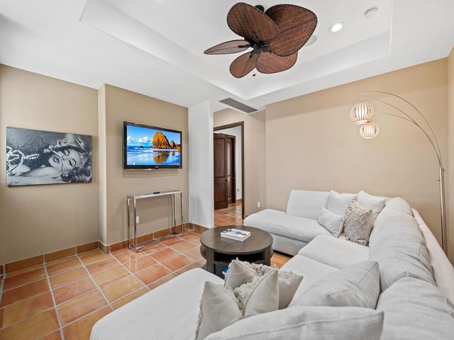 2101 MIDDLE RIVER Drive, Fort Lauderdale, FL 33305