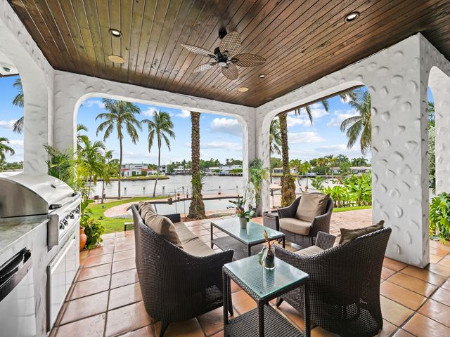 2101 MIDDLE RIVER Drive, Fort Lauderdale, FL 33305