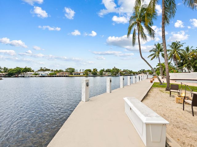 2101 MIDDLE RIVER Drive, Fort Lauderdale, FL 33305