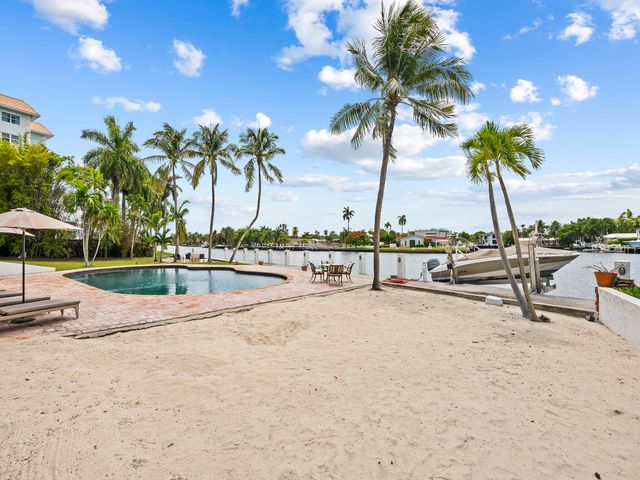 2101 MIDDLE RIVER Drive, Fort Lauderdale, FL 33305