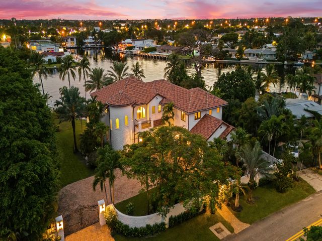 2101 MIDDLE RIVER Drive, Fort Lauderdale, FL 33305