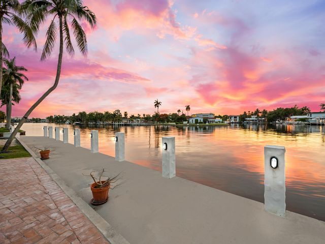 2101 MIDDLE RIVER Drive, Fort Lauderdale, FL 33305