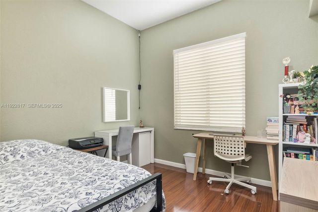 1784 Aspen Ln, Weston, FL 33327