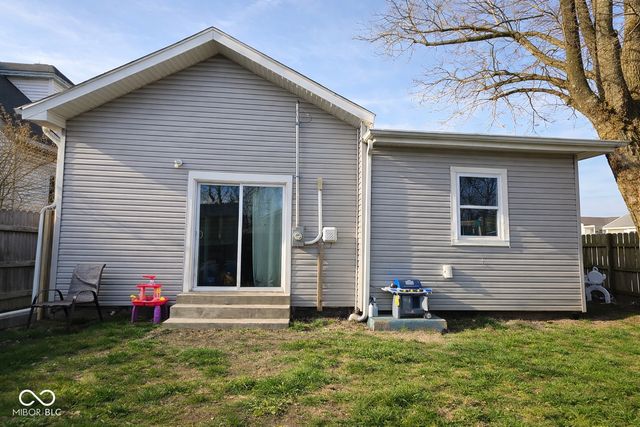 522 E 4th Street, Seymour, IN 47274