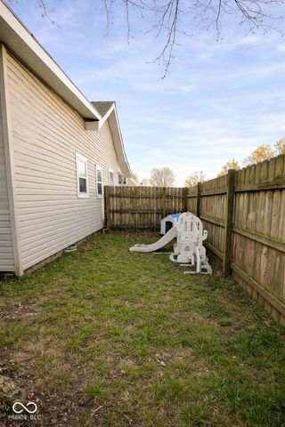 522 E 4th Street, Seymour, IN 47274