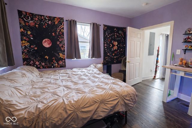 522 E 4th Street, Seymour, IN 47274