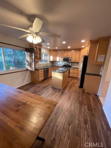 6201 Shoup 79, Woodland Hills, CA 91367