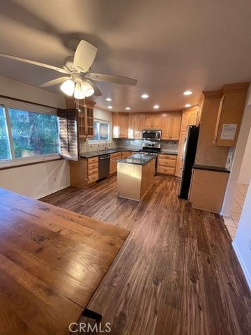 6201 Shoup 79, Woodland Hills, CA 91367