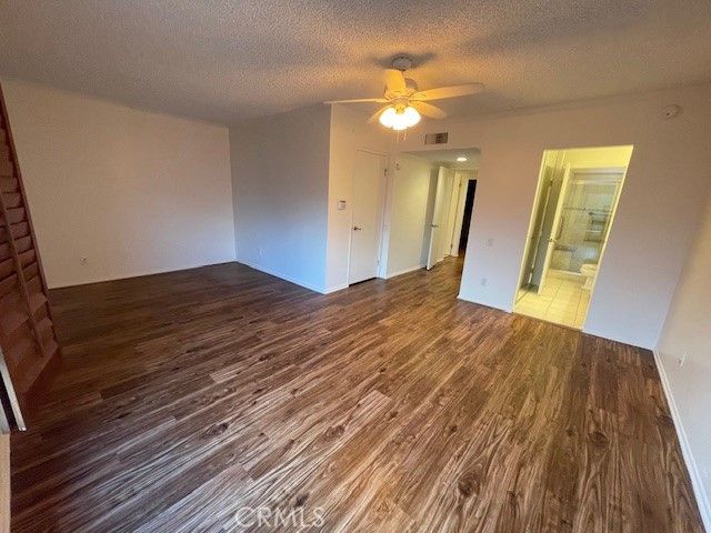 6201 Shoup 79, Woodland Hills, CA 91367