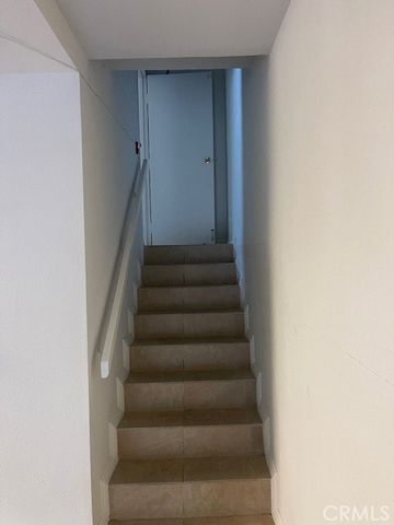 6201 Shoup 79, Woodland Hills, CA 91367