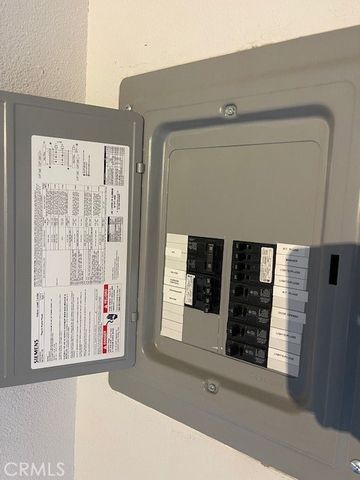 6201 Shoup 79, Woodland Hills, CA 91367