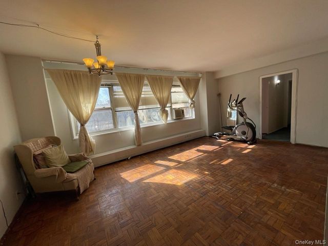 3 Fordham Hill Oval 4G, Bronx, NY 10458
