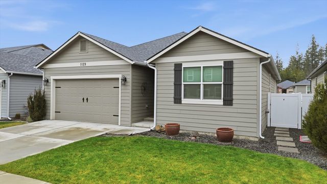 1129 E Gallium Ln, Colbert, WA 99005