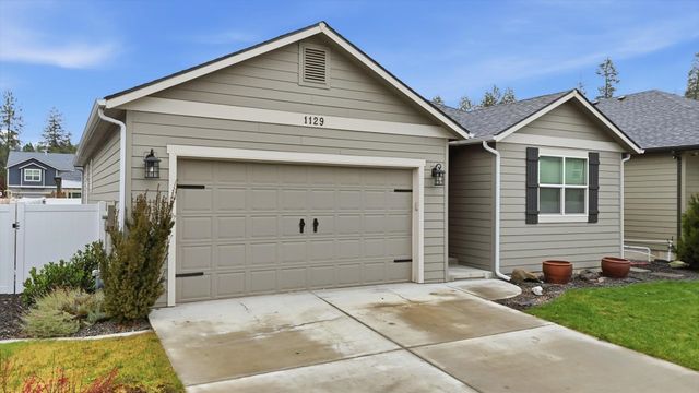 1129 E Gallium Ln, Colbert, WA 99005