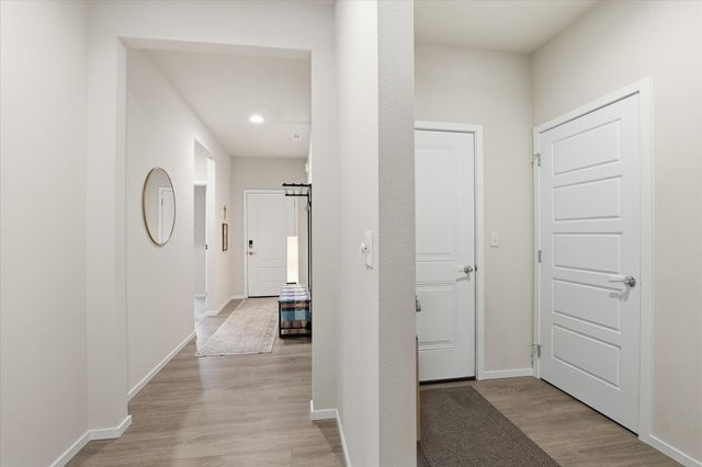 1129 E Gallium Ln, Colbert, WA 99005