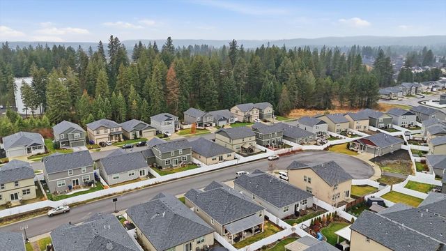 1129 E Gallium Ln, Colbert, WA 99005