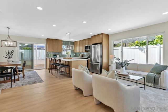 11374 Spica Dr, San Diego, CA 92126