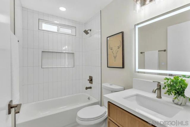 11374 Spica Dr, San Diego, CA 92126