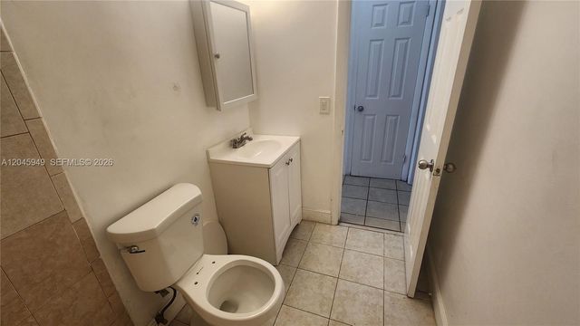 280 SW 11th Ave 5, Hallandale Beach, FL 33009