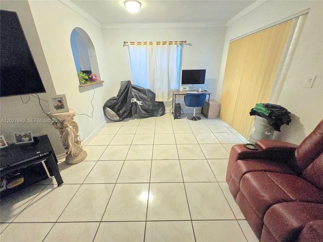 7255 NW 173rd Dr 801-8, Hialeah, FL 33015