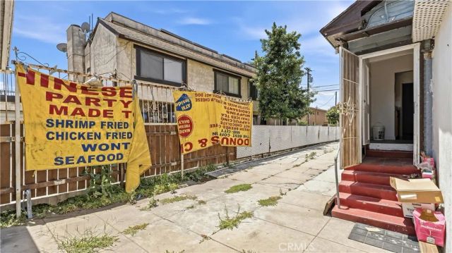 228 S Ynez, Monterey Park, CA 91754