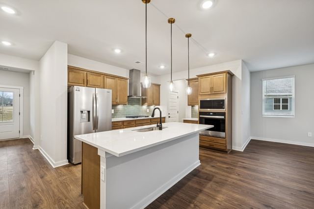 424 Wild Iris Way, Spring Hill, TN 37174