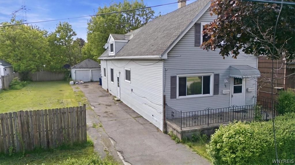442 Schiller Street, Buffalo, NY 14212