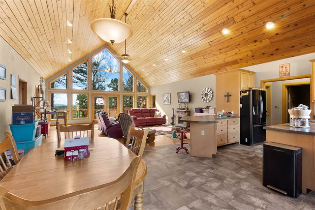 89 Old Staggs Road, Calico Rock, AR 72519