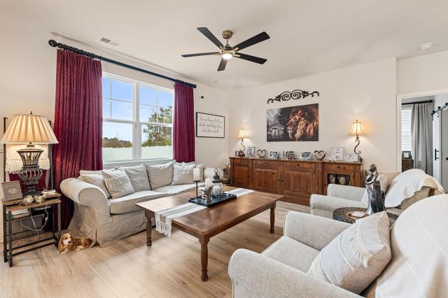 448 Calhoun Falls Dr., Myrtle Beach, SC 29579