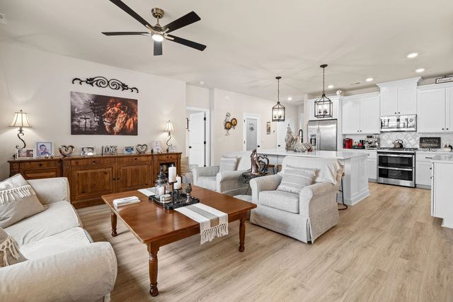 448 Calhoun Falls Dr., Myrtle Beach, SC 29579
