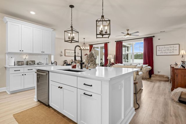 448 Calhoun Falls Dr., Myrtle Beach, SC 29579