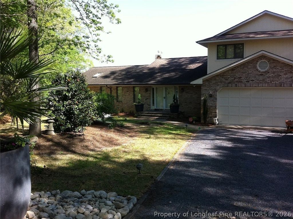 922 Baneberry Court, Vass, NC 28394 — exterior