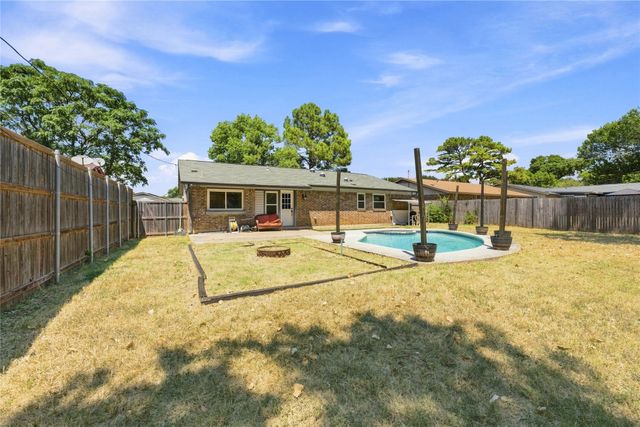 1912 Westover Drive, Arlington, TX 76015
