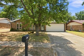 1912 Westover Drive, Arlington, TX 76015
