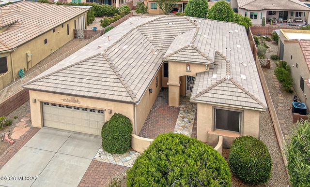 1160 W Tenniel Drive, Green Valley, AZ 85614
