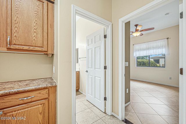 1160 W Tenniel Drive, Green Valley, AZ 85614