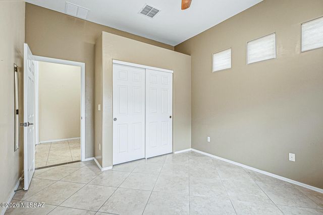 1160 W Tenniel Drive, Green Valley, AZ 85614