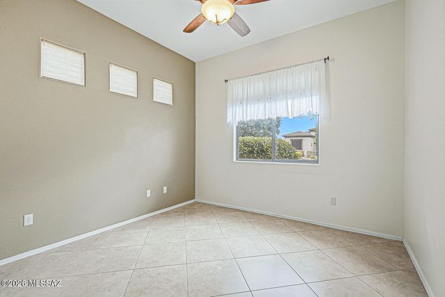 1160 W Tenniel Drive, Green Valley, AZ 85614