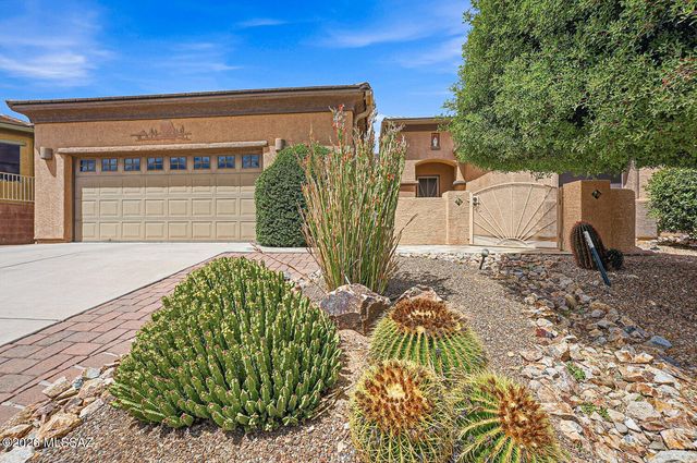 1160 W Tenniel Drive, Green Valley, AZ 85614