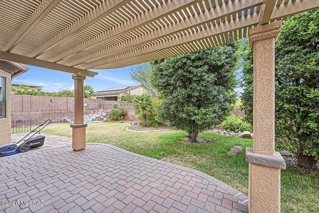 1160 W Tenniel Drive, Green Valley, AZ 85614