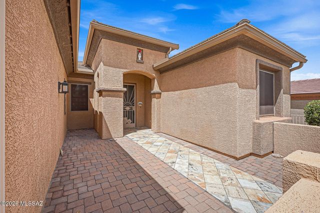 1160 W Tenniel Drive, Green Valley, AZ 85614