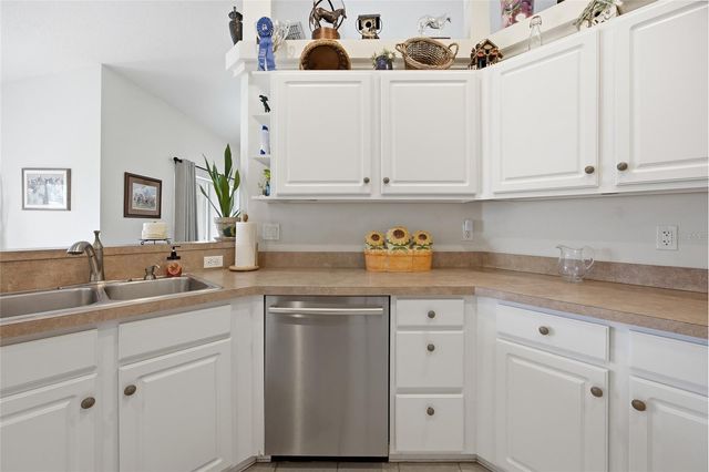 19630 SE 15TH PLACE, Morriston, FL 32668