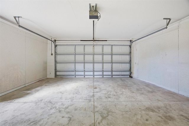 19630 SE 15TH PLACE, Morriston, FL 32668